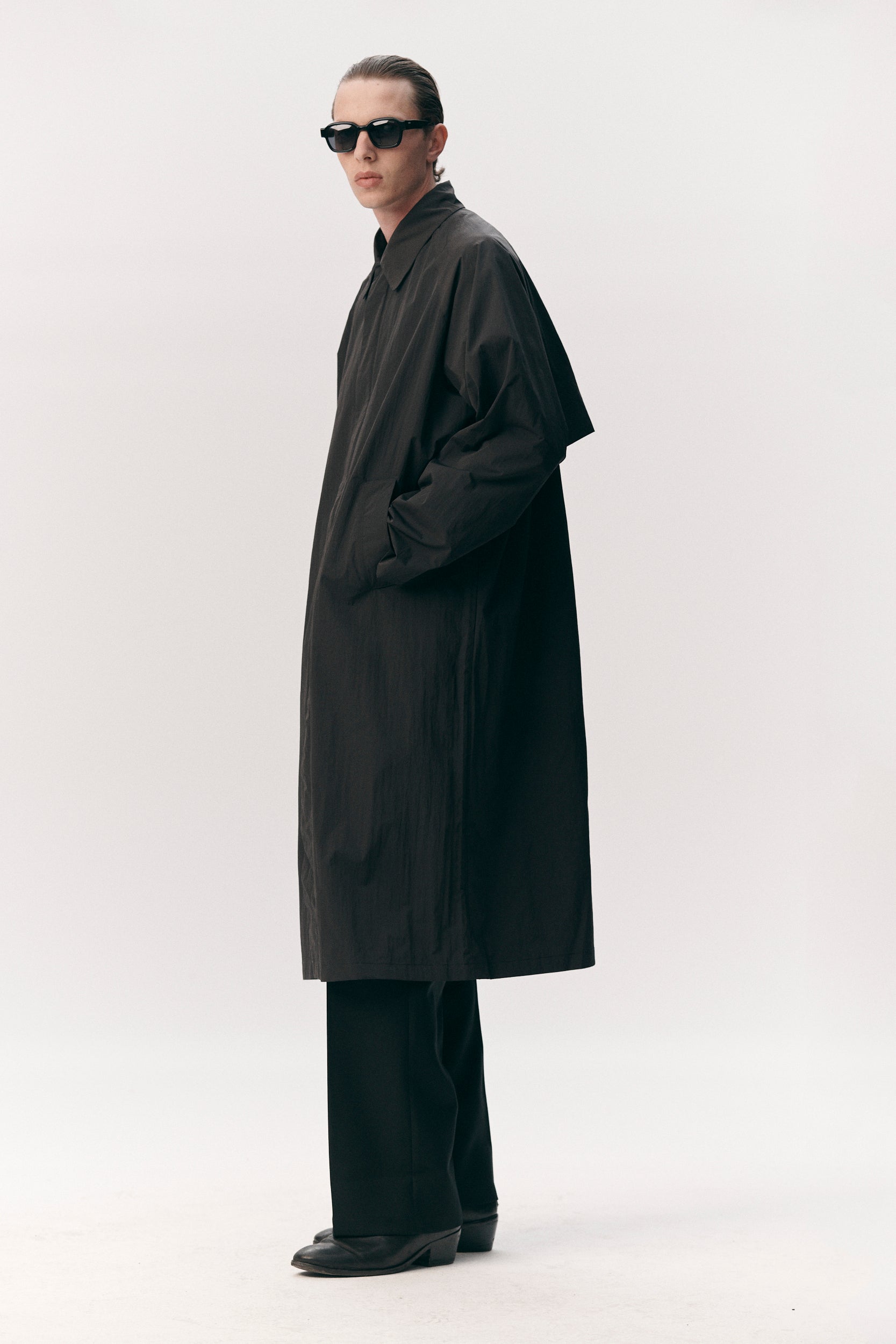 LONG COACH CRINCLE NYLON SS26 BLACK