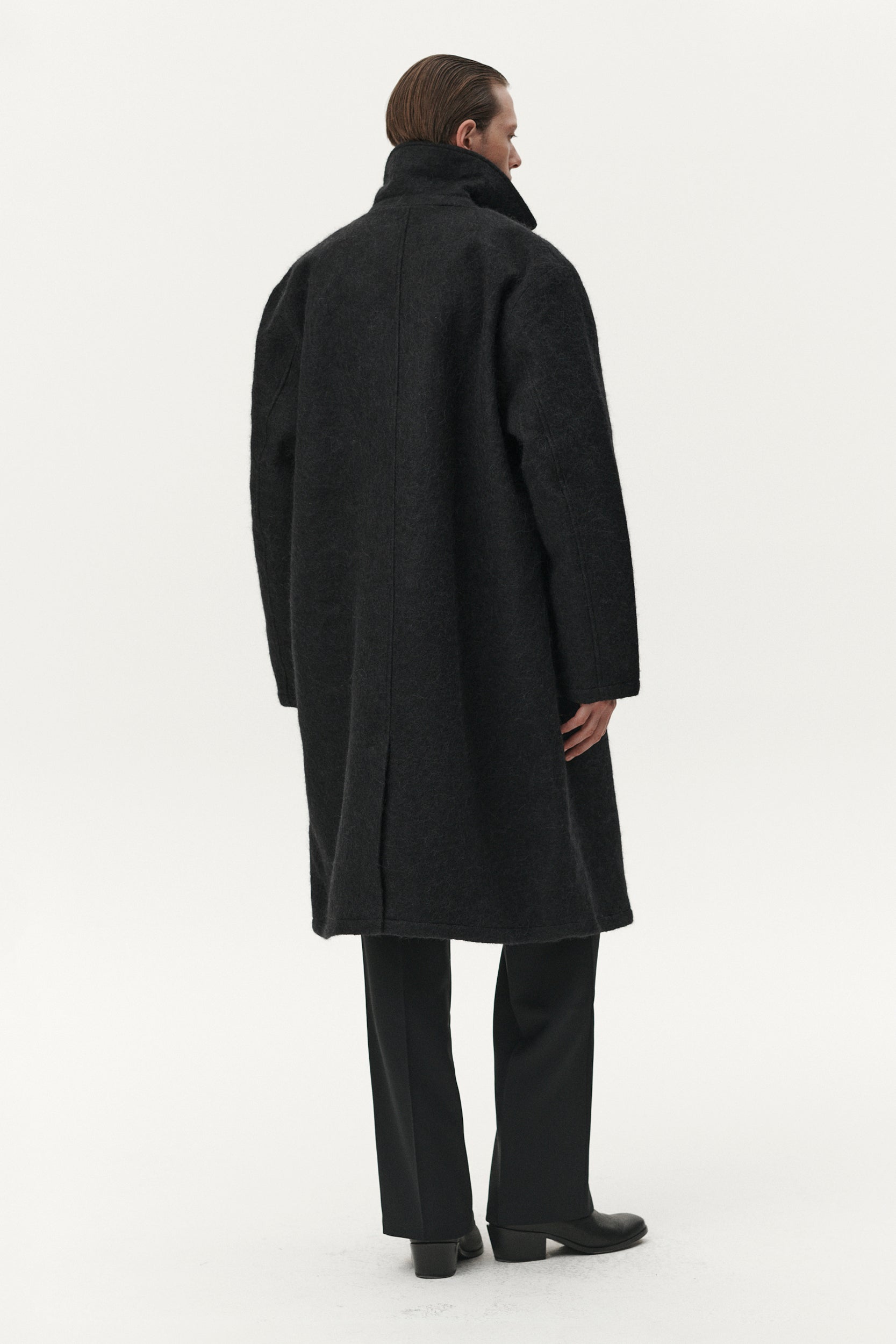 SHUVA C FUZZY WOOL AW25 BLACK