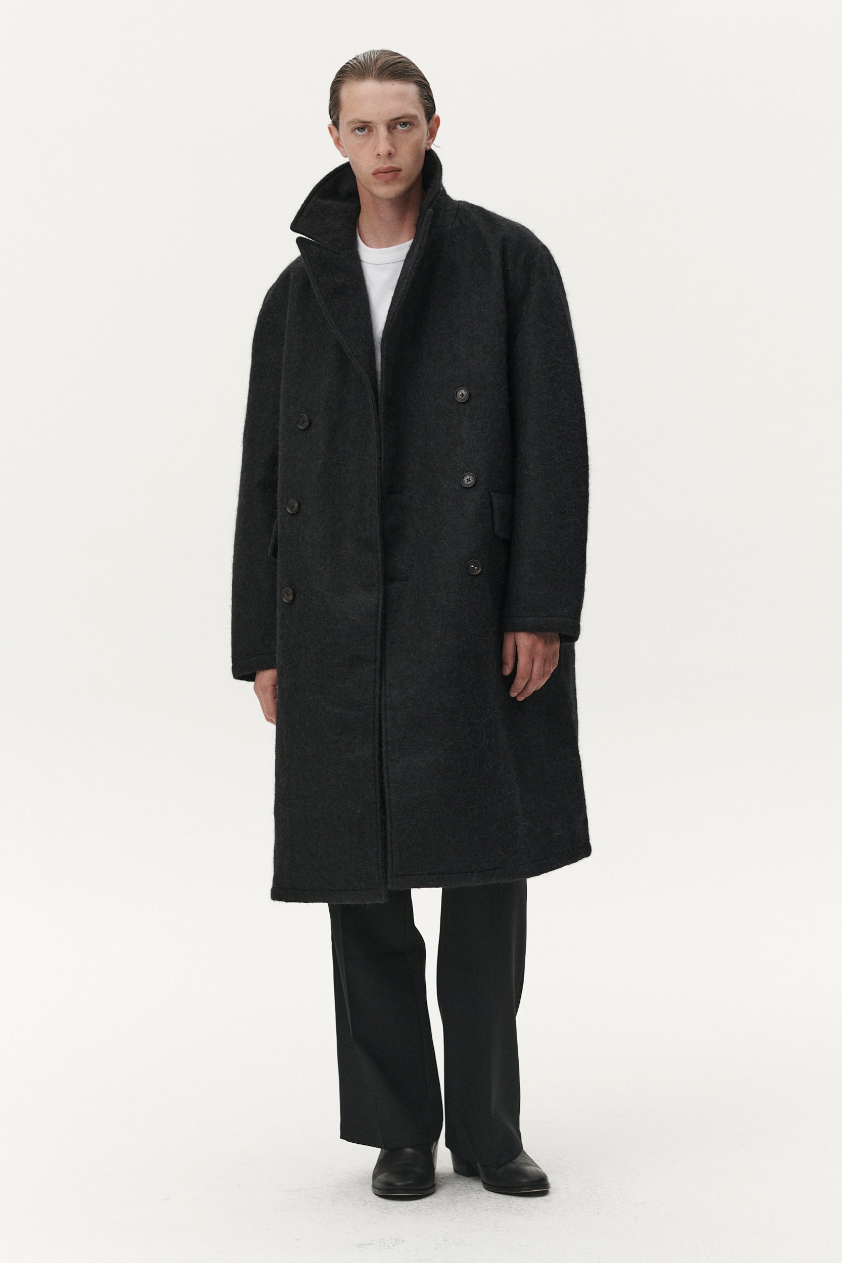 SHUVA C FUZZY WOOL AW25 BLACK