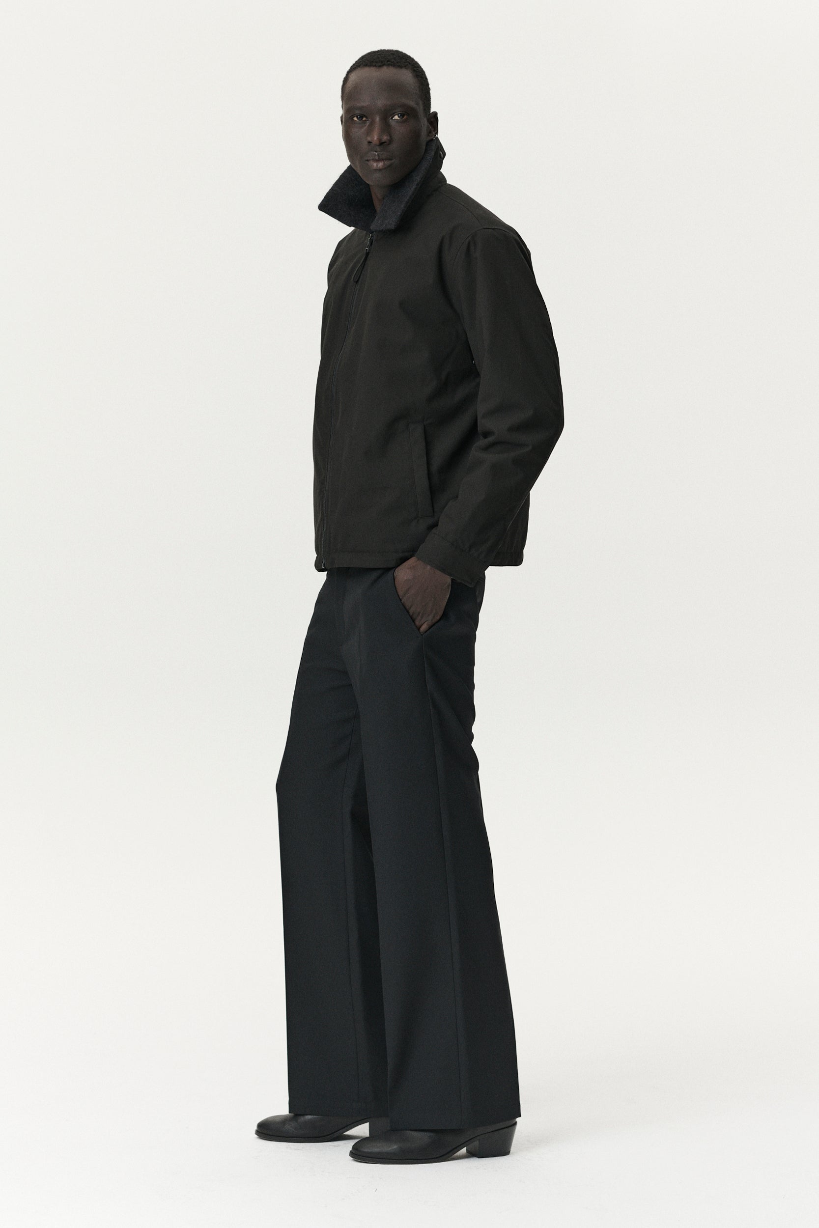 ZIP UP POLY AW25 BLACK