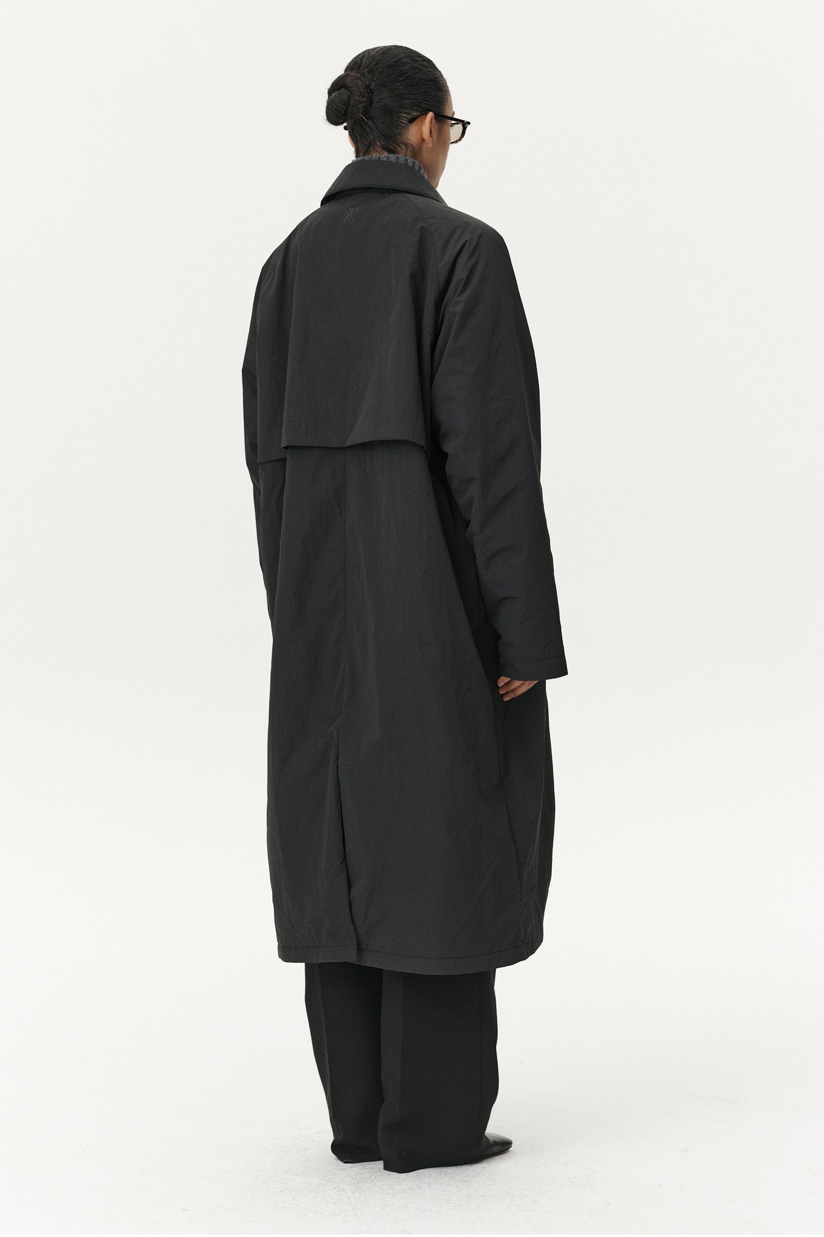 LONG COACH CRINCLE AW25 BLACK WOMENS