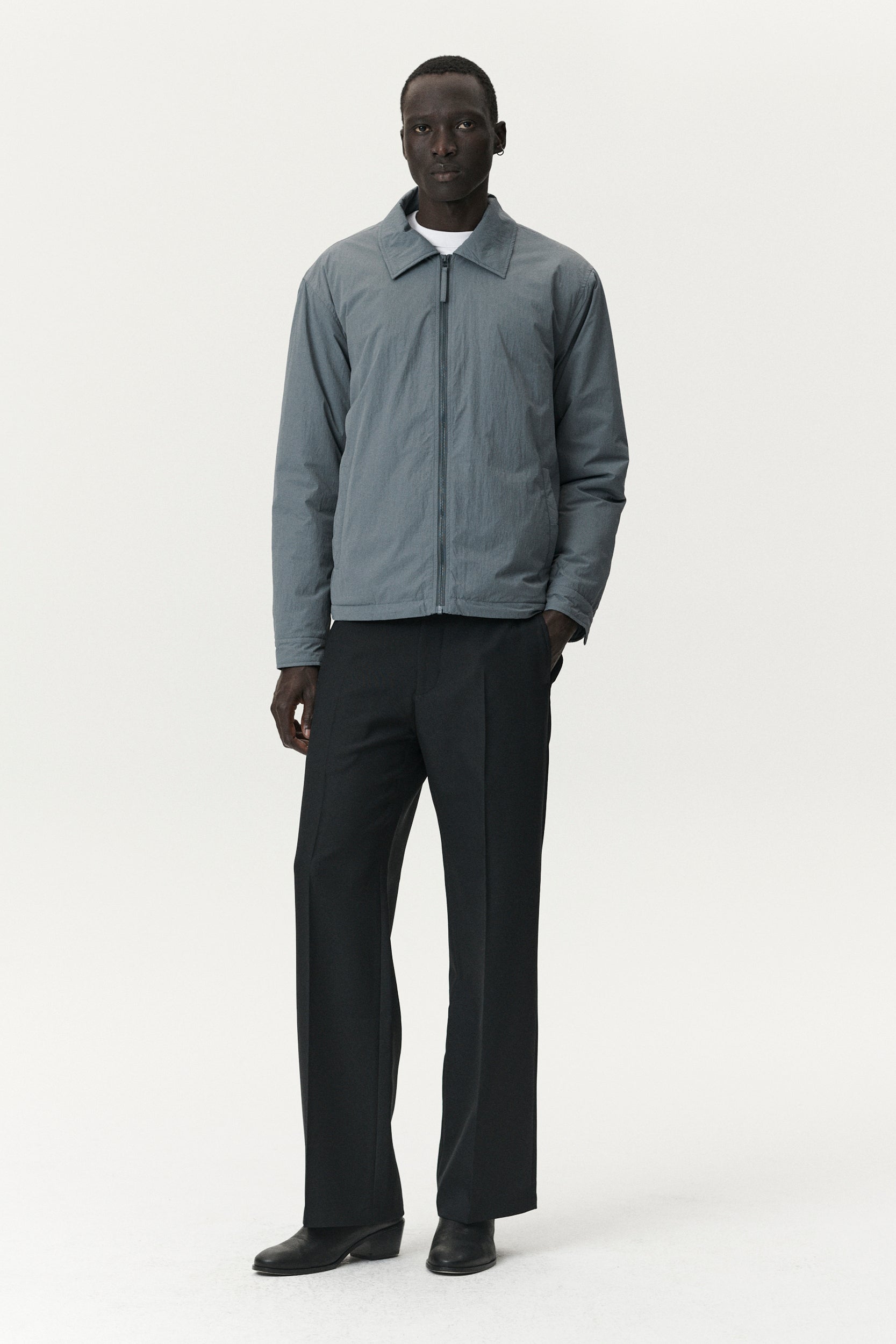 ZIP UP CRINCLE AW25 LIGHT GREY BLUE