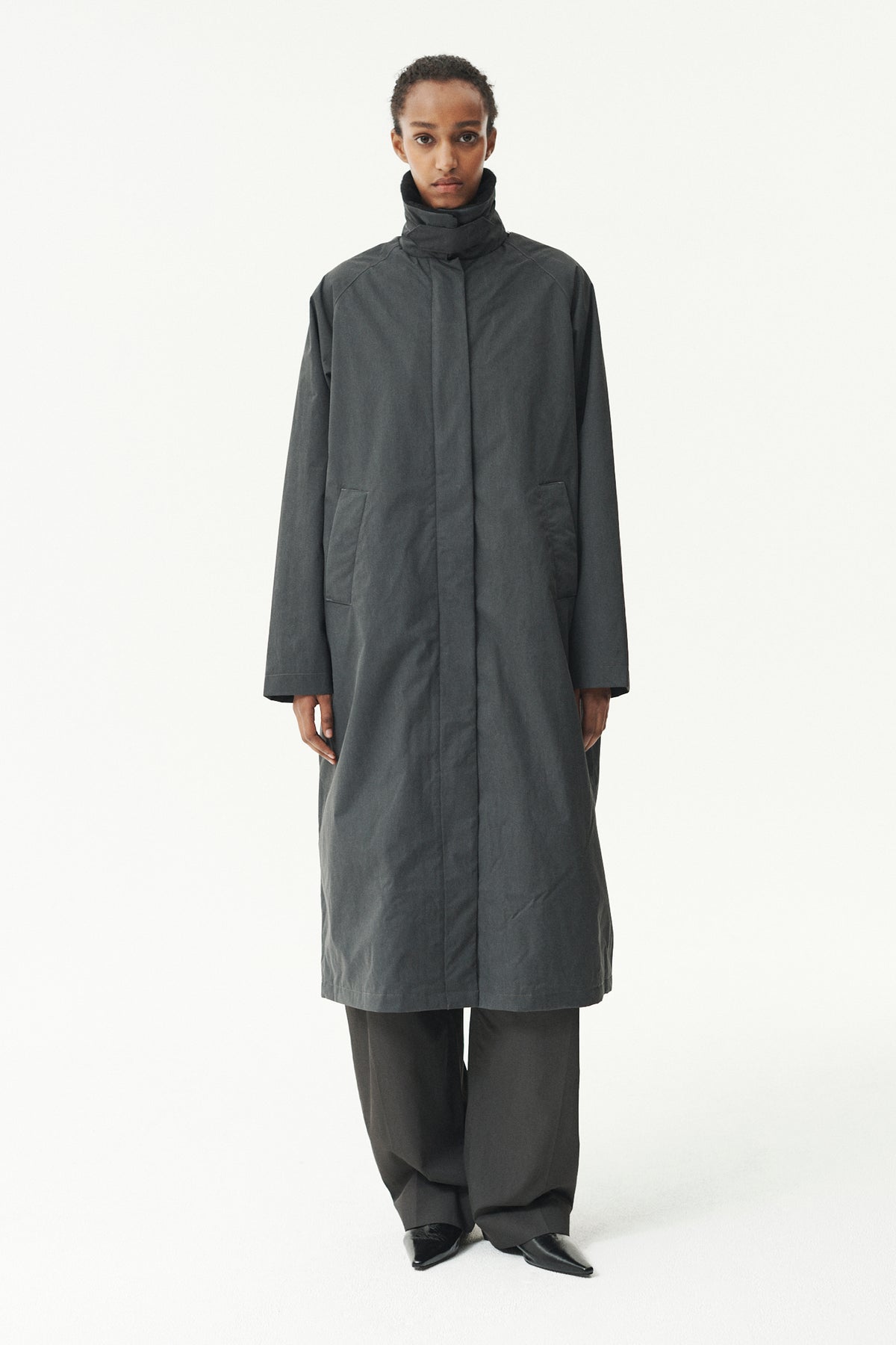LONG COACH WASHED WOMEN AW26 WASHED BLACK