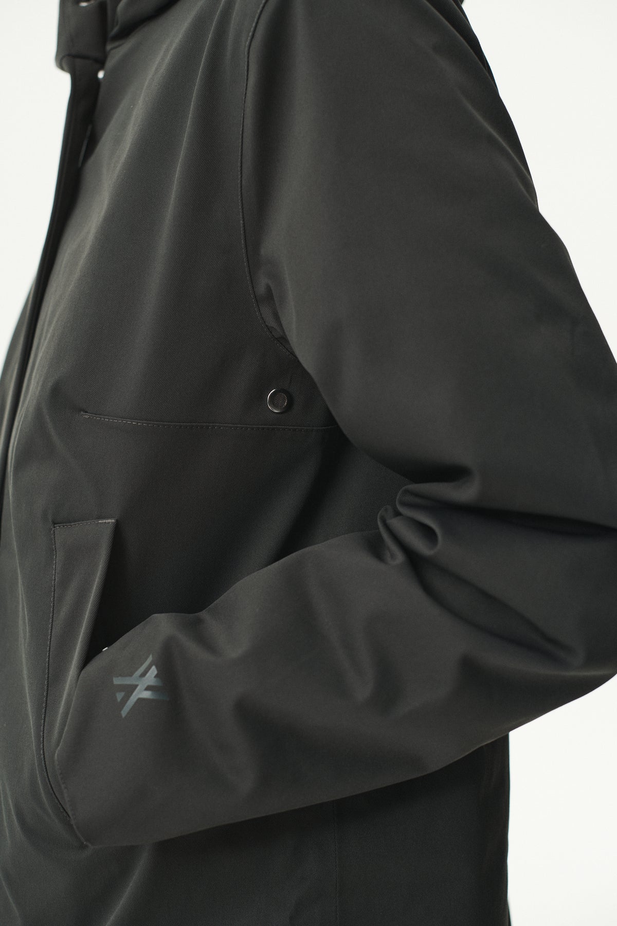 NOT SO LONG TUBE NIN SPIN TWILL AW26 WASHED BLACK