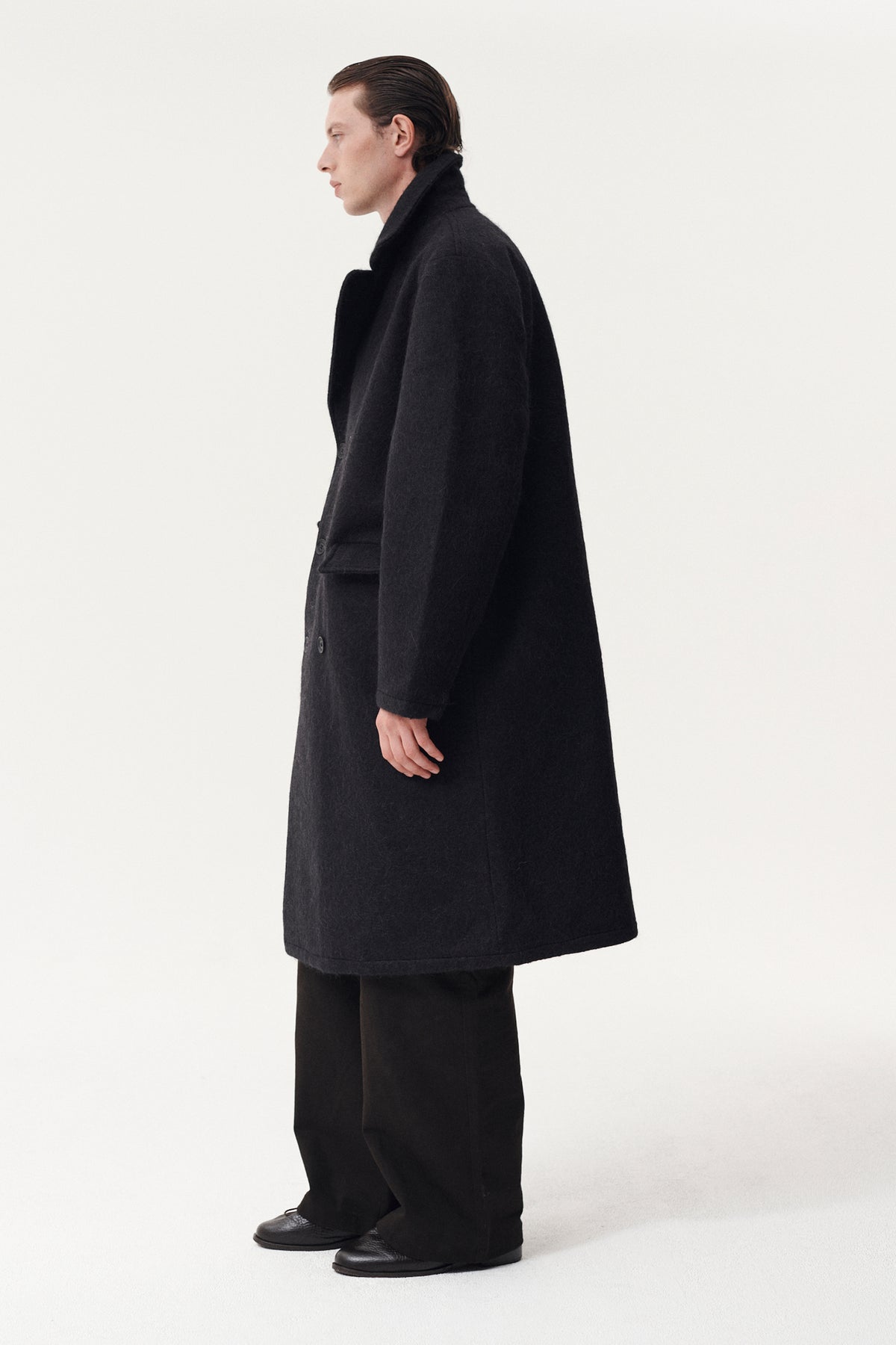 SHUVA C AW26 BLACK