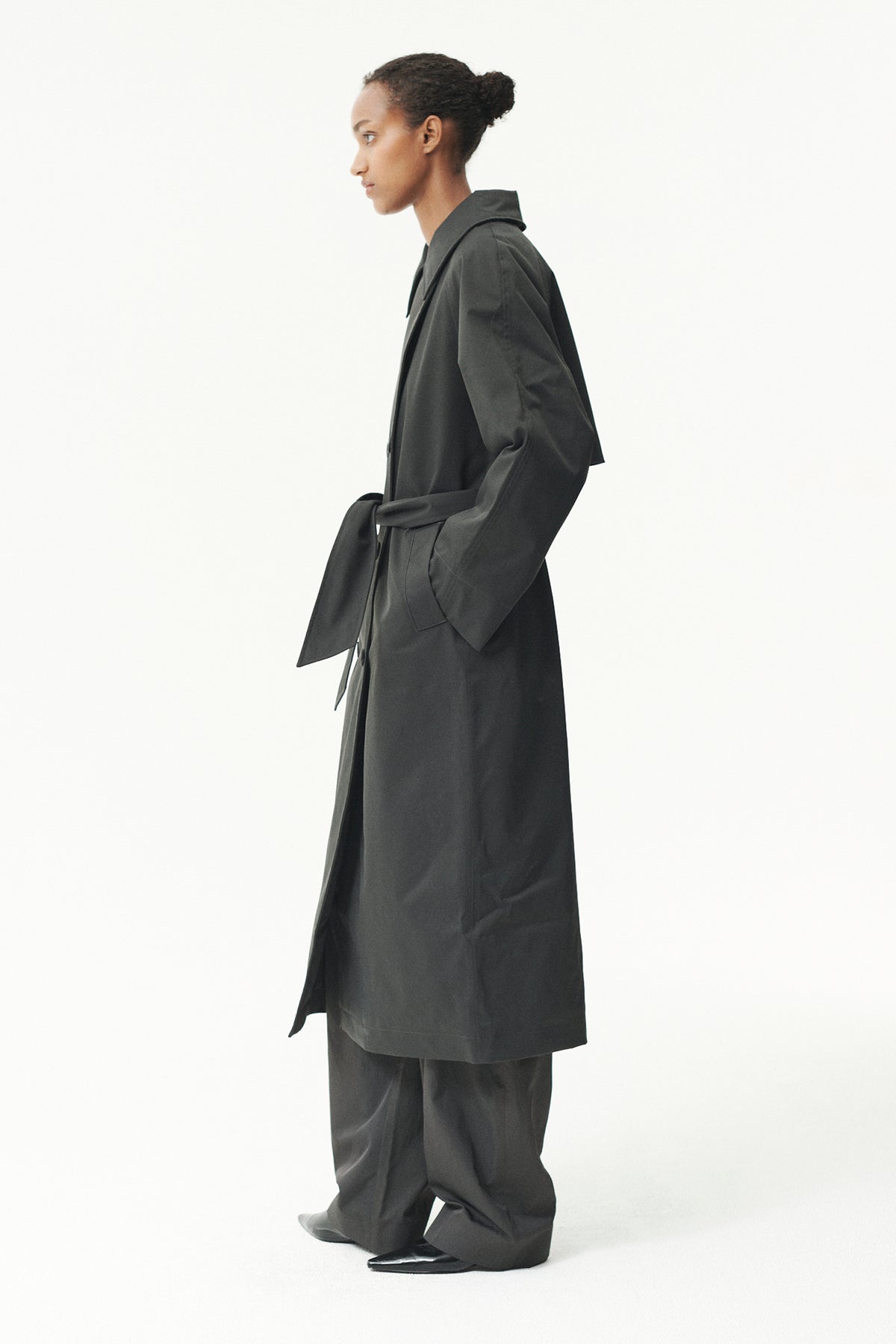ROOMY TRENCH NINSPIN AW26 WASHED BLACK