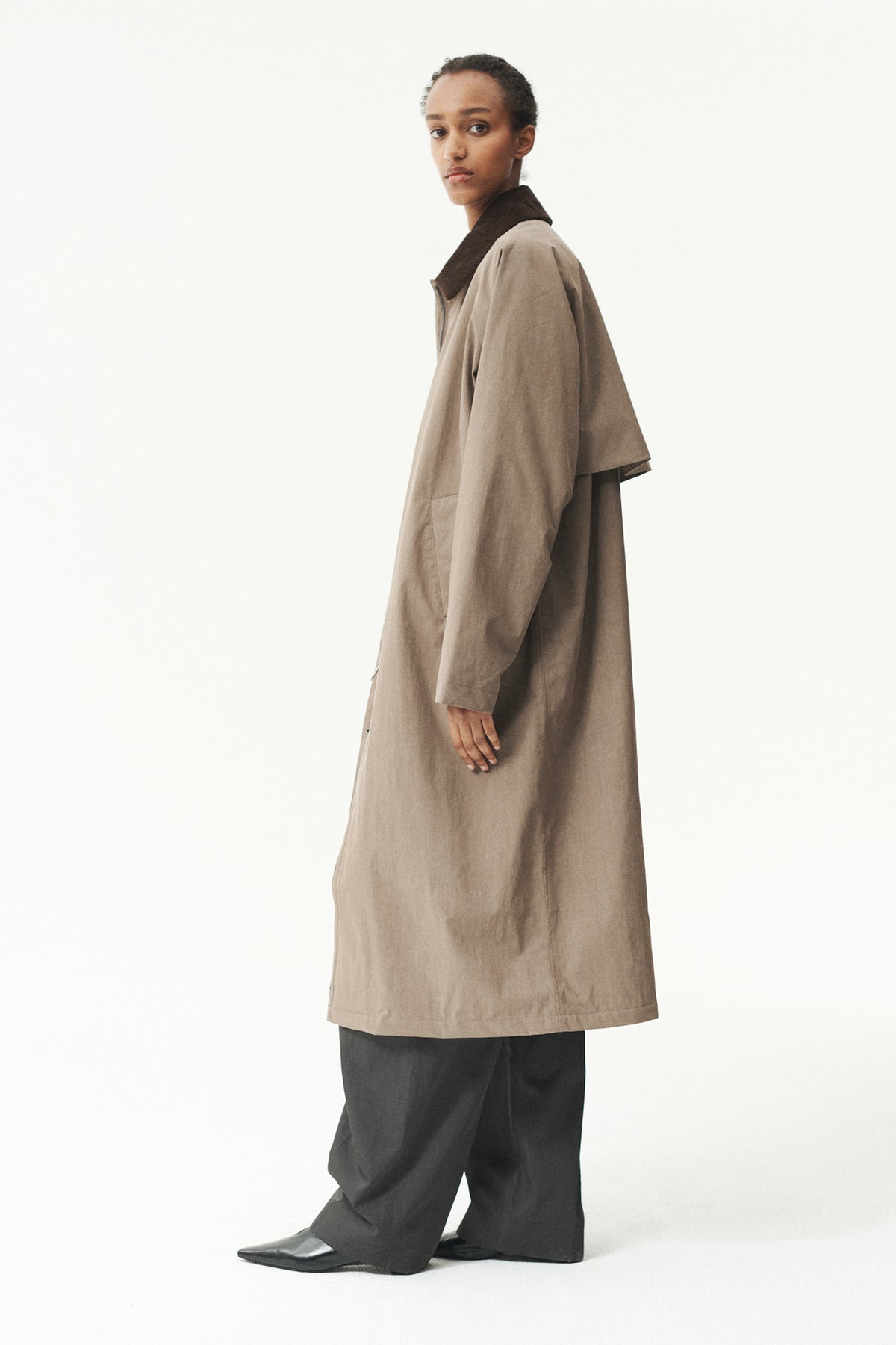 LONG COACH WASHED TENCEL WOMEN AW26 FADED CAMEL