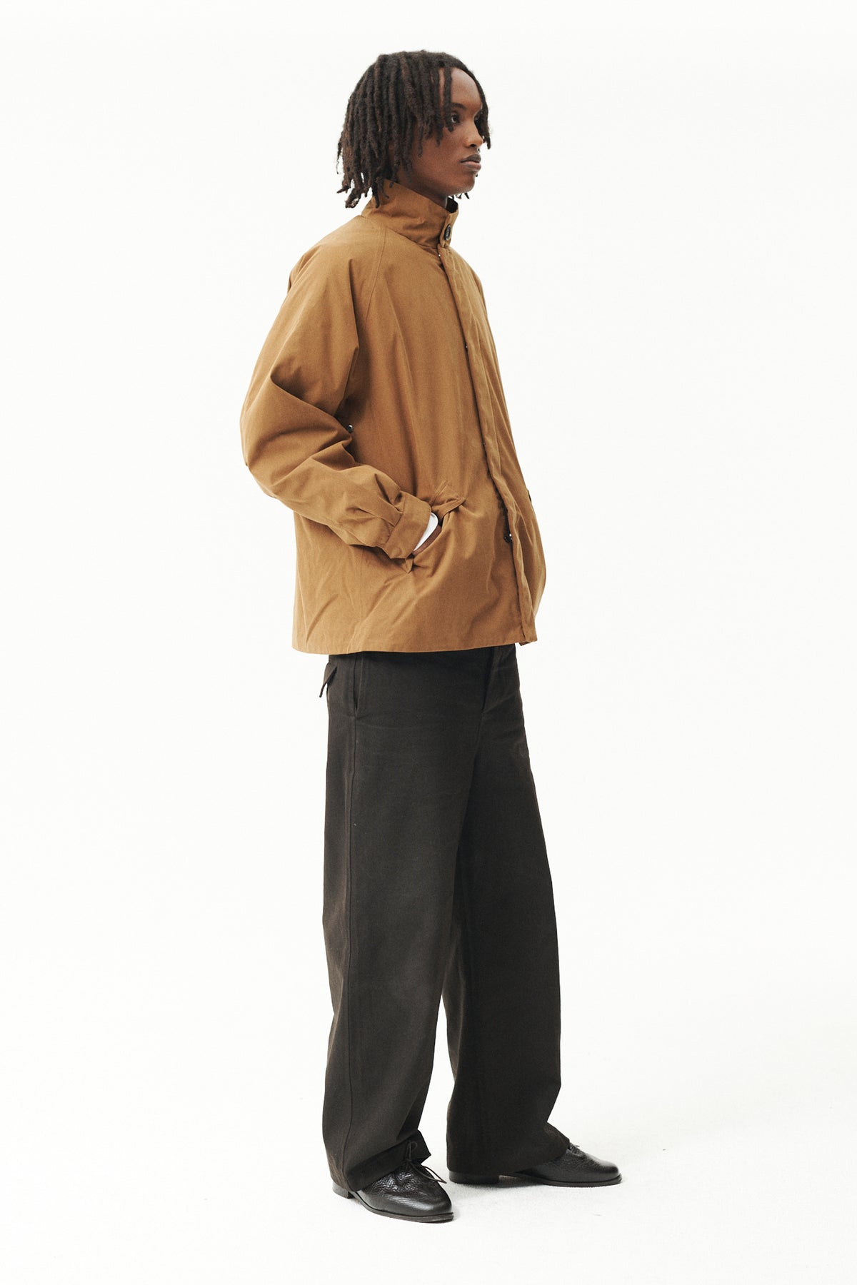 SHORT COACH BRUSHED COTTON AW26 TOBACCO