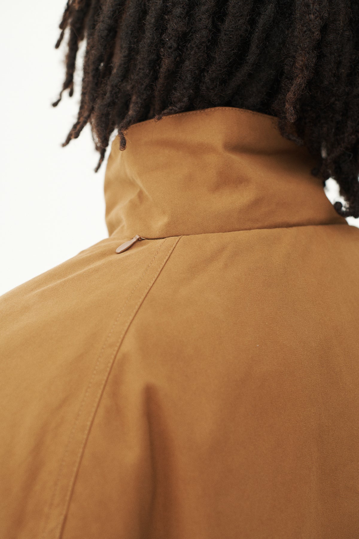 SHORT COACH BRUSHED COTTON AW26 TOBACCO
