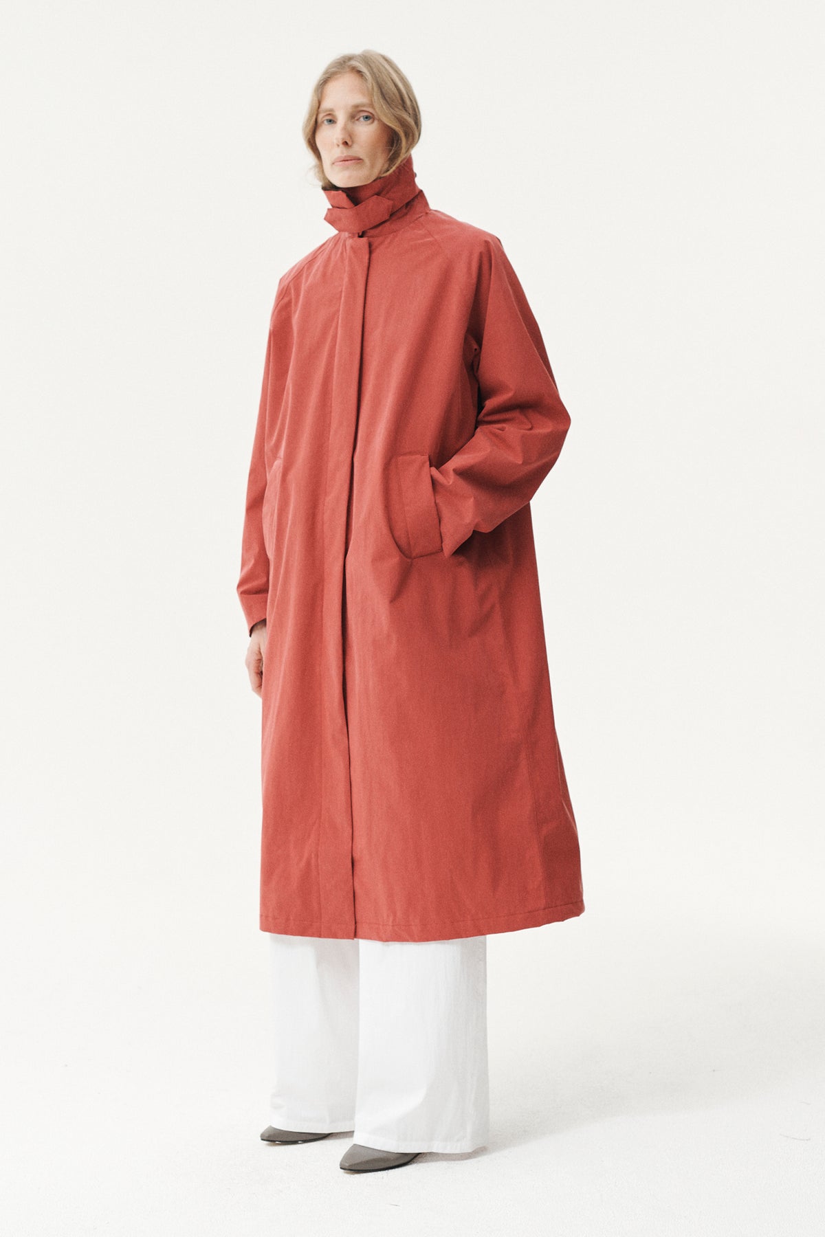 LONG COACH WASHED TENCEL WOMEN AW26 FADED CHERRY