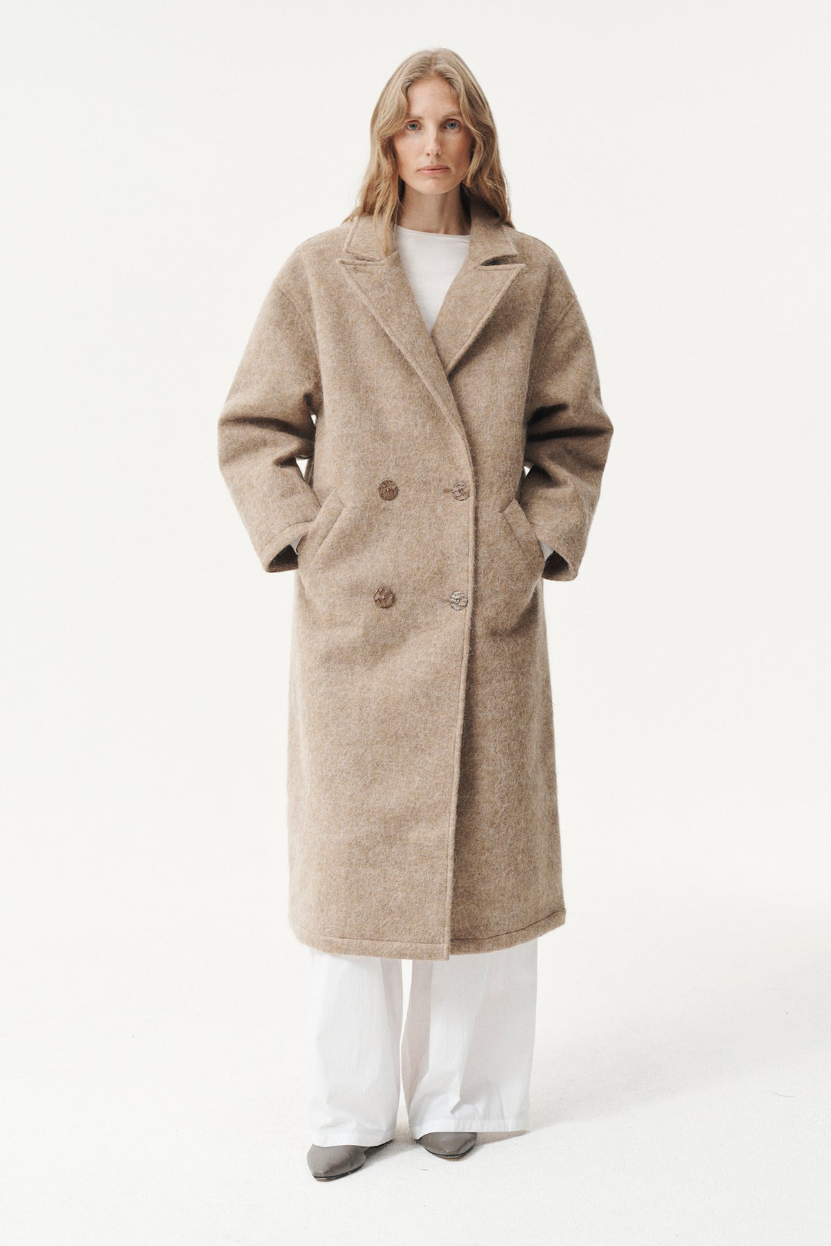 BB OVERCOAT AW26 CAMEL