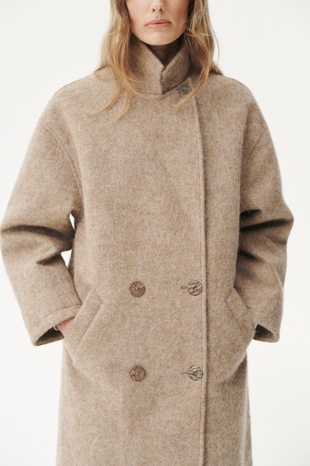 BB OVERCOAT AW26 CAMEL