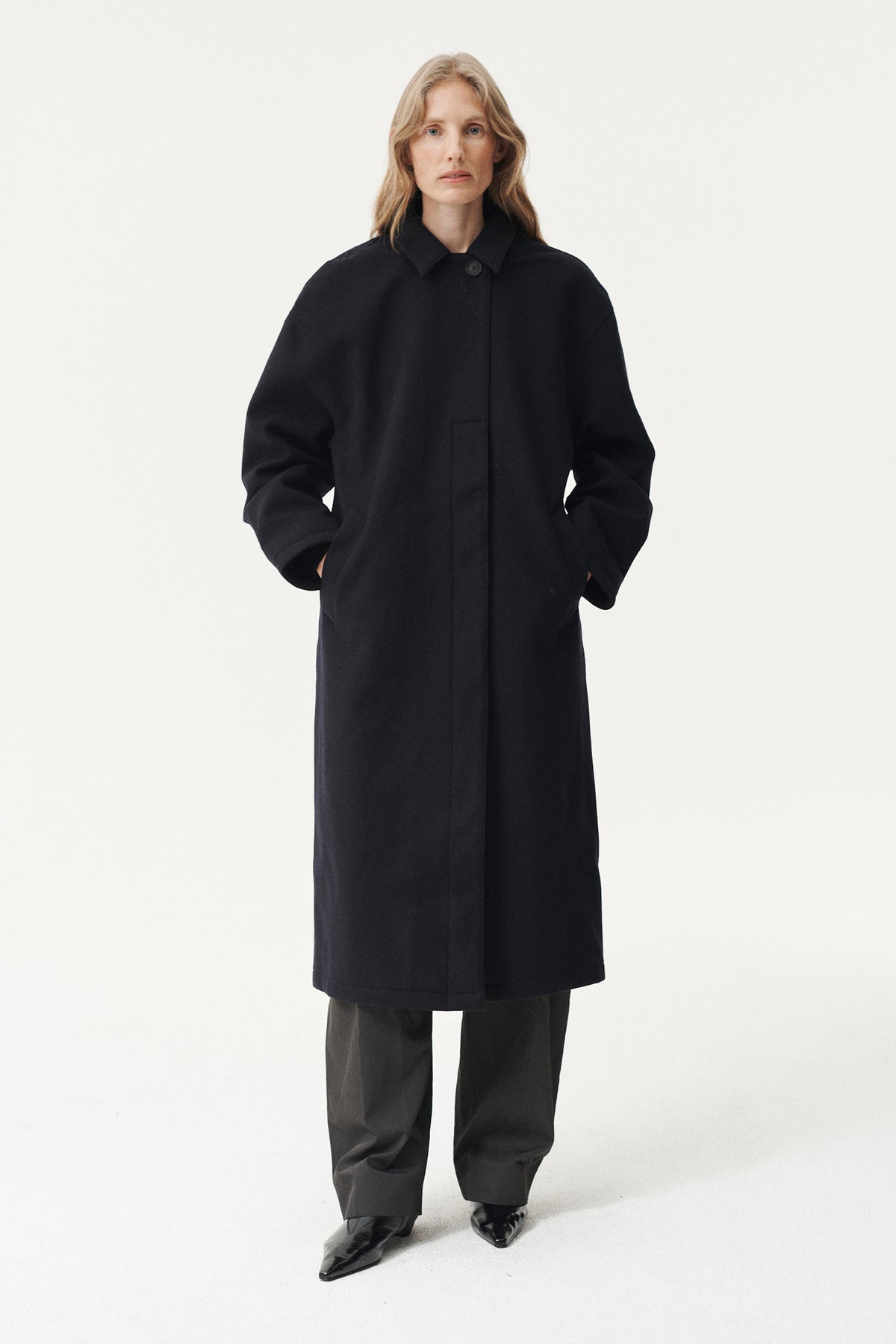 JANICE B TECHWOOL AW26 NAVY