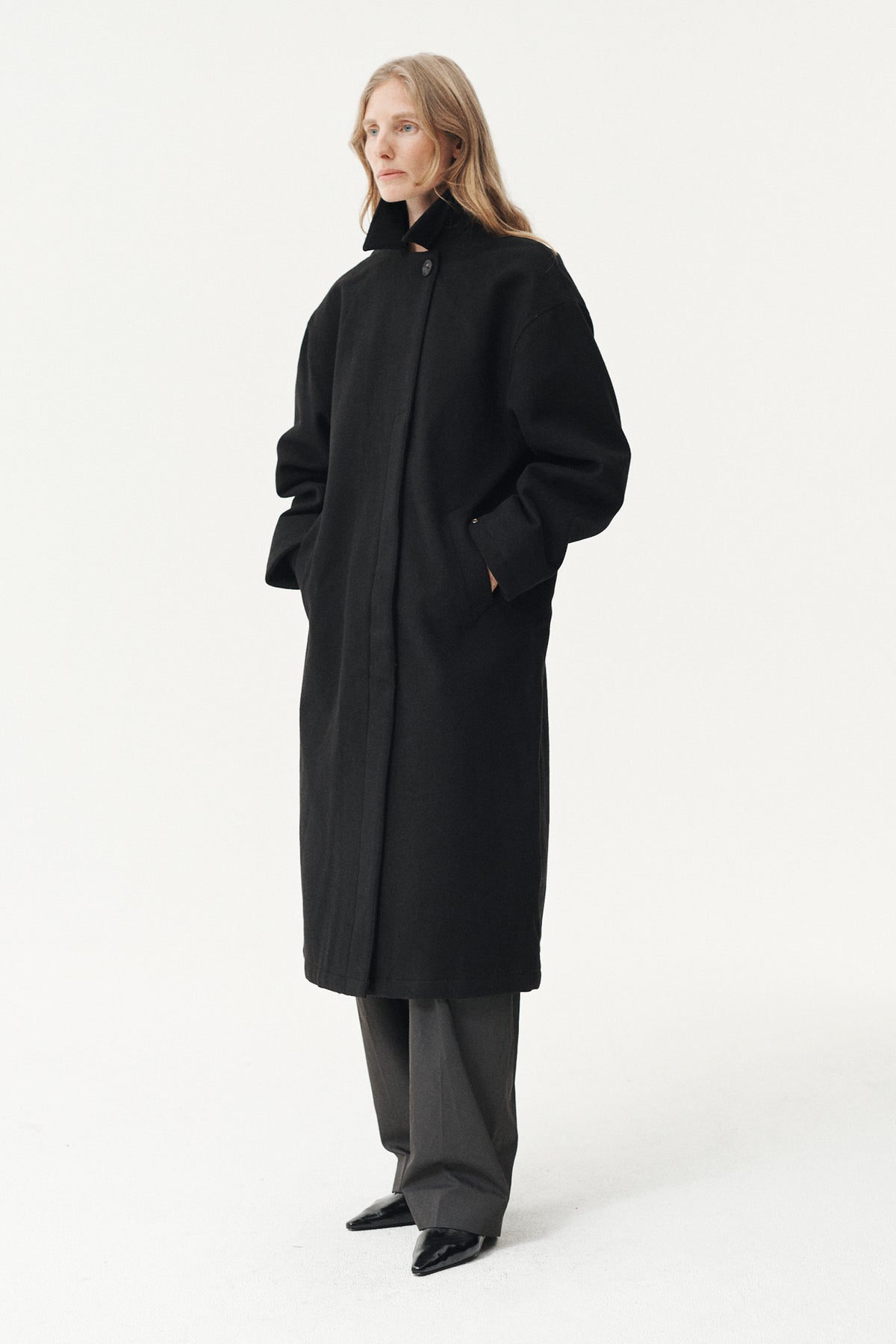 JANICE B TECHWOOL AW26 BLACK