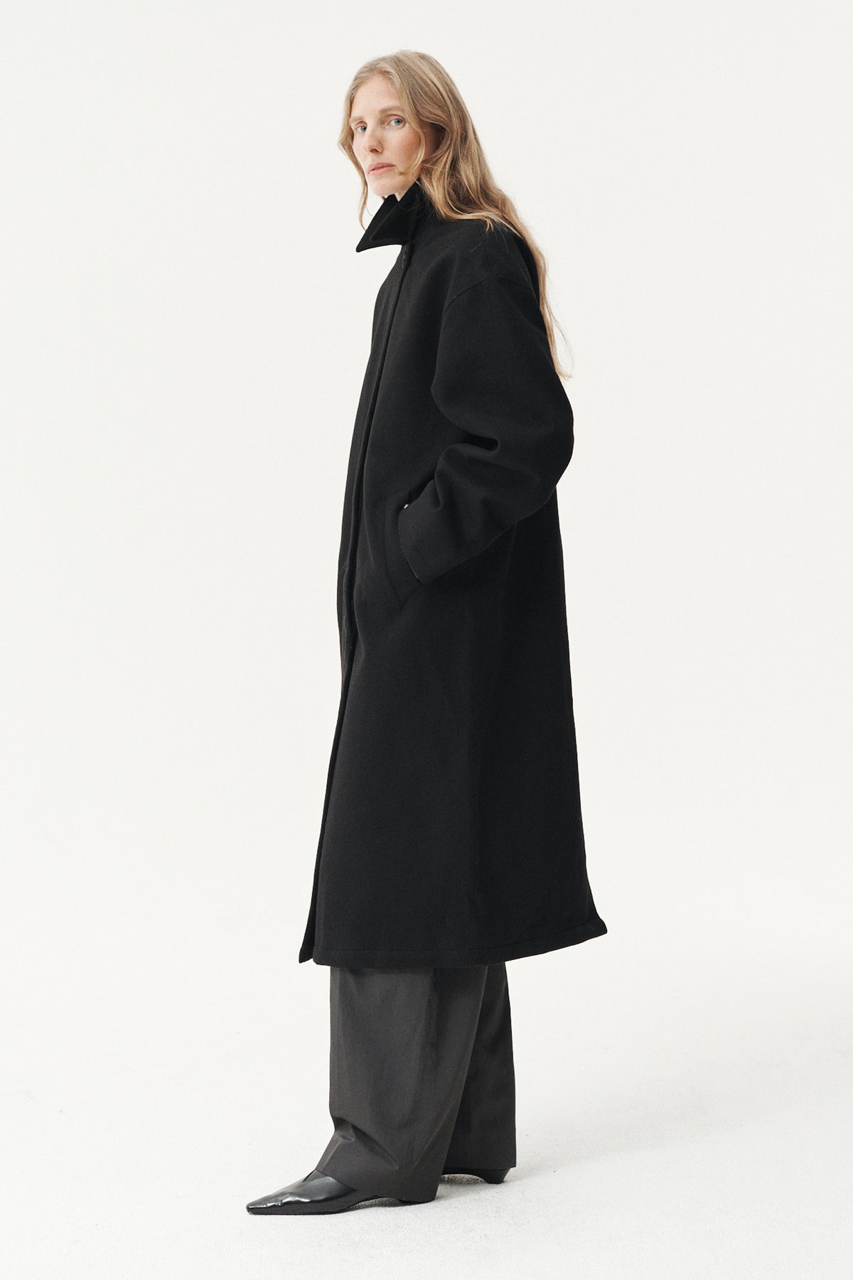 JANICE B TECHWOOL AW26 BLACK