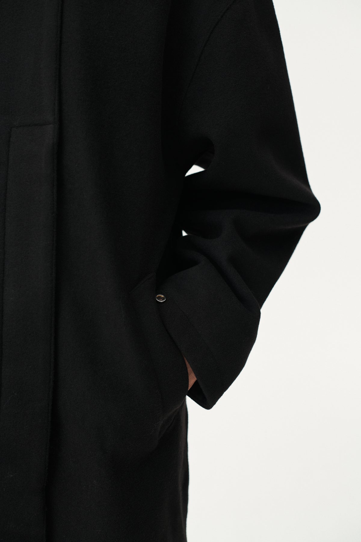 JANICE B TECHWOOL AW26 BLACK