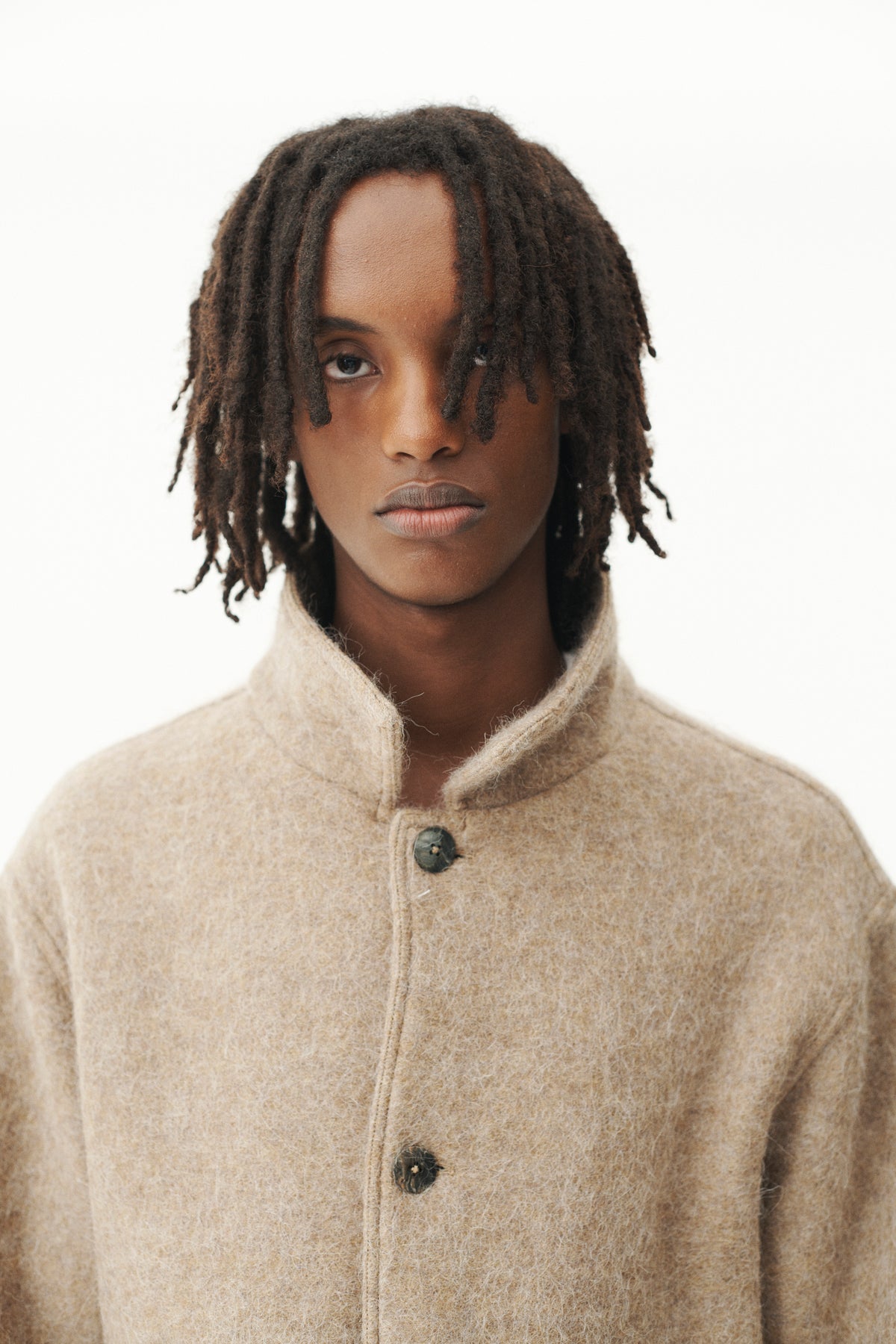O SHIRT NEW FUZZY AW26 CAMEL